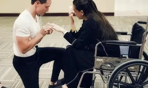 Kim Lý cầu hôn Hồ Ngọc Hà
